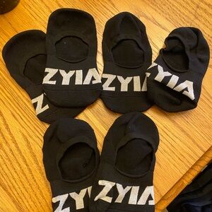 Women’s Zyia no-show socks/liners